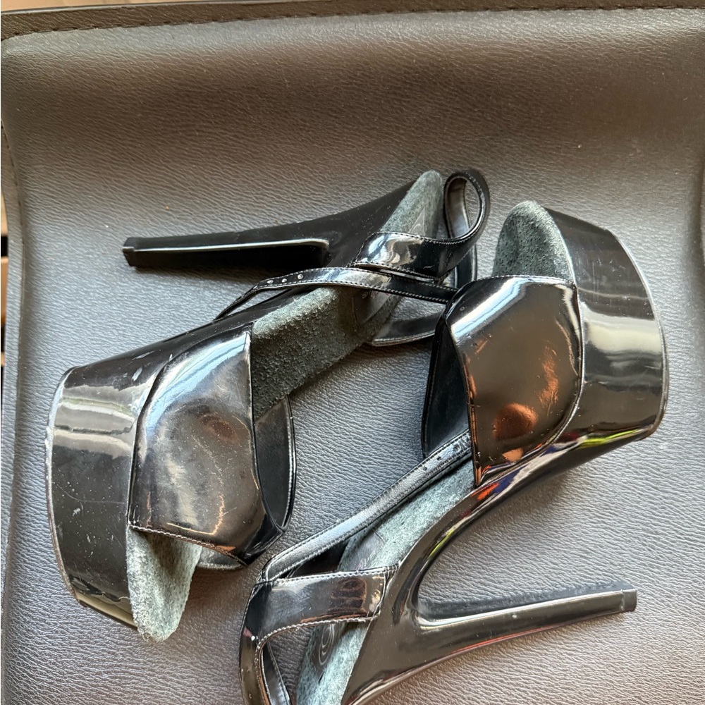 Pleaser Glossy Black Platform Heels - Picture 2 of 8